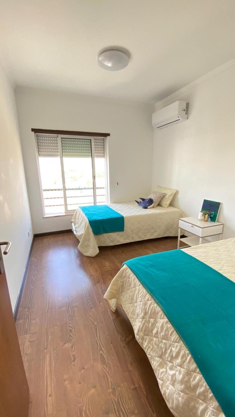 Rooms In Faro Close To Airport Eksteriør bilde